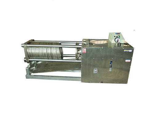 不銹鋼材質(zhì)全自動(dòng)臥式液壓榨油機(jī)DLW-100DS,自動(dòng)壓榨退榨，古法榨油機(jī)