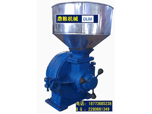 30型磨片式粉碎機(jī)、磨粉機(jī)磨粉機(jī)，磨片式，產(chǎn)量達(dá)1000公斤時,粗細(xì)可調(diào)